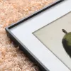 وكانت لوحات حائط الخلفية لحجرة الجلوس الشعبية الصغيرة في بلدان الشمال الأوروبي تجمع بين رسومات كاريكاتورية وأوروبية Specification image